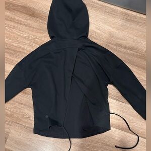 Lululemon Sweatshirt